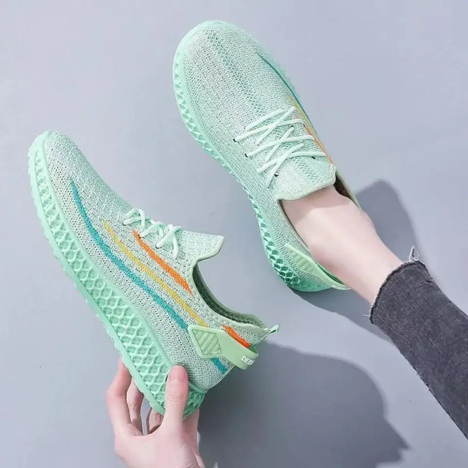 Women's Sneakers/Running Shoes